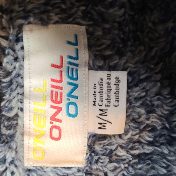 💥3/$48💥 O'Neill cowl neck fleecy pullover - Picture 3 of 3